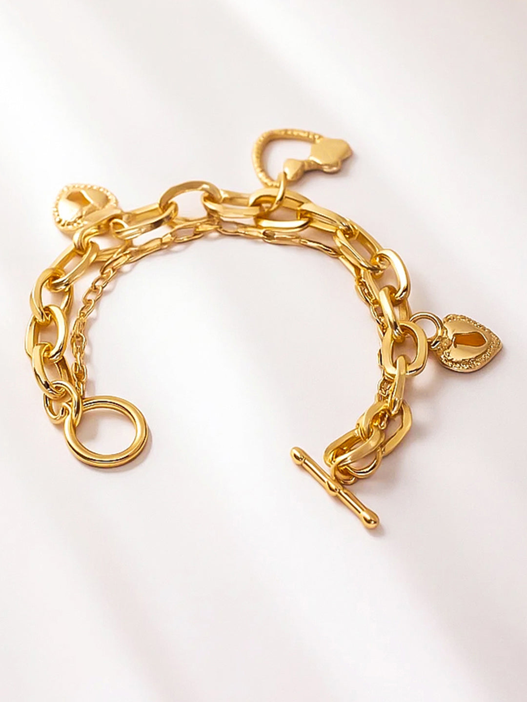 Rubans Voguish 18K Gold-Plated Stainless Steel Tarnish-Free Waterproof Heart Charm Bracelet フリーサイズ
