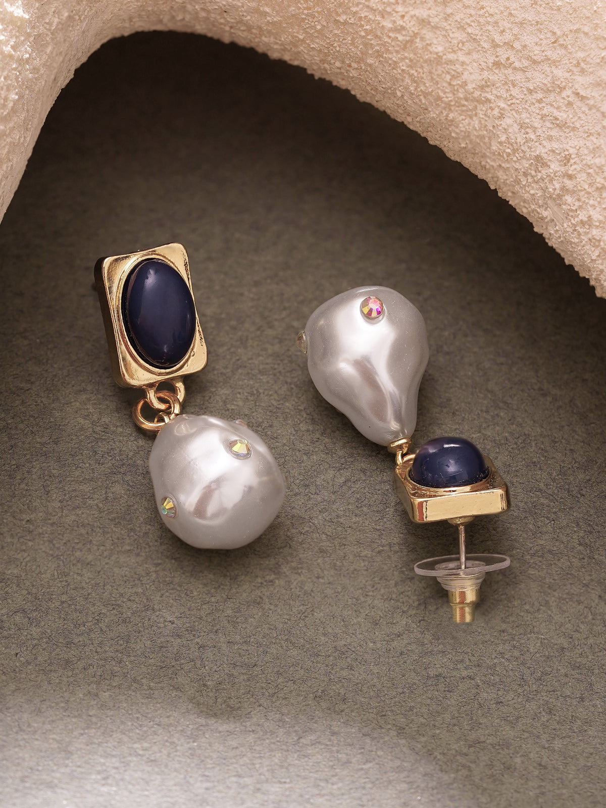 【Rubans】Gold Plated Baroque Pearl Midnight Navy Gold Drop Earrings｜ゴールドメッキ バロックパール ミッドナイトネイビー ゴールド ドロップピアス