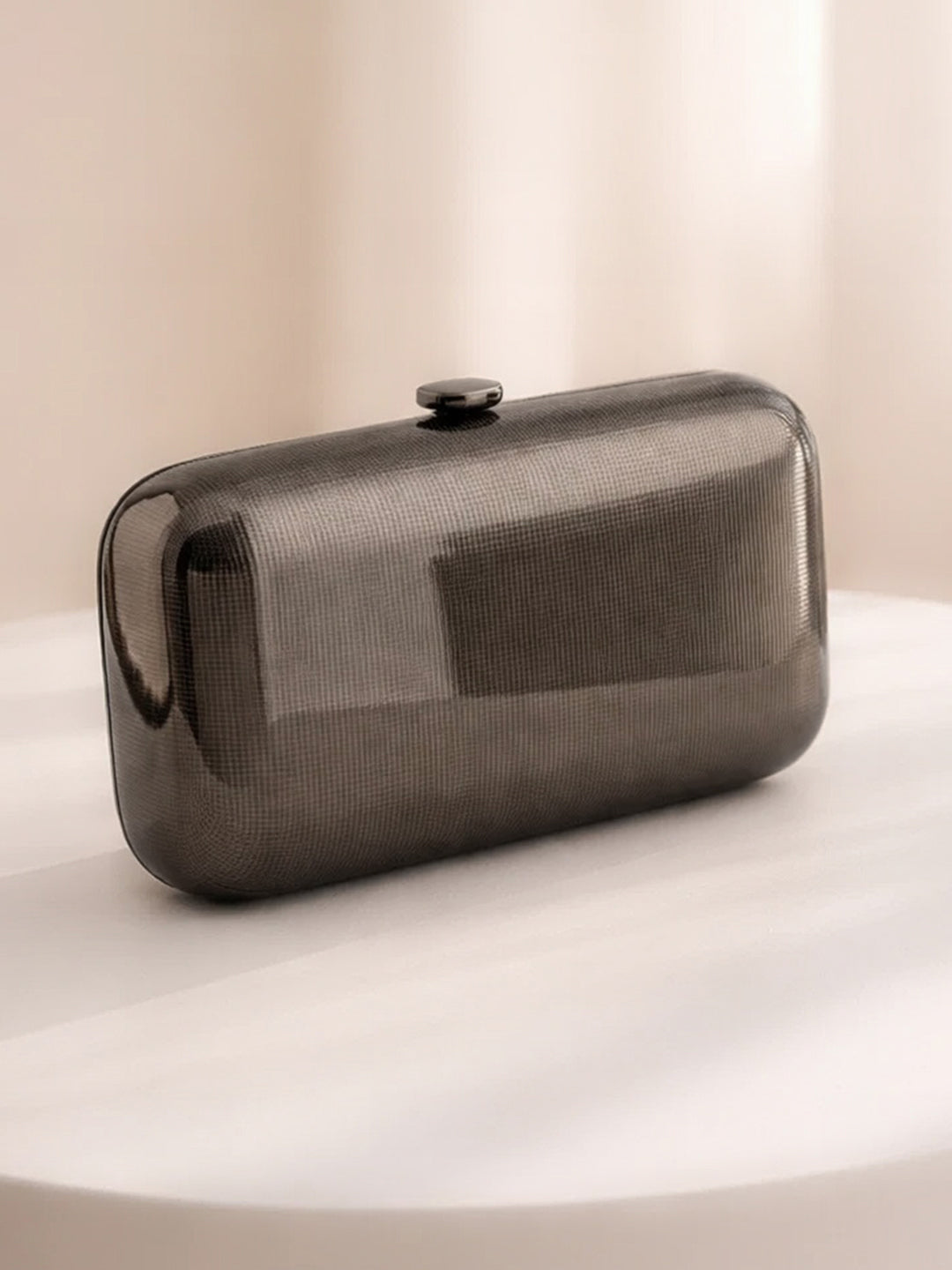 Midnight Black Ribbed Metallic Box Clutch フリーサイズ