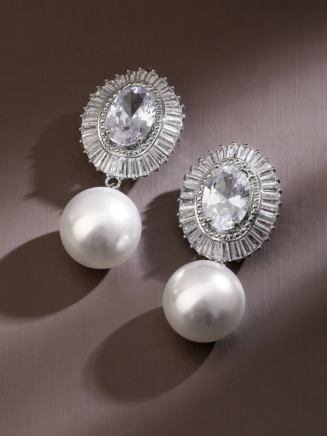 【Rubans】 Rhodium Plated Pearl & Cubic Zirconia Oval Frame Drop Earrings｜ロジウムメッキ パール＆ジルコニア オーバルフレーム ドロップイヤリング
