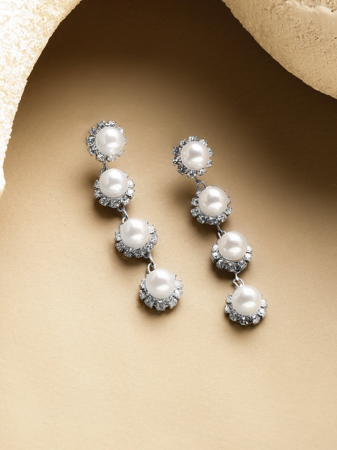 Pearl Dew Delicate Dangler Earrings フリーサイズ