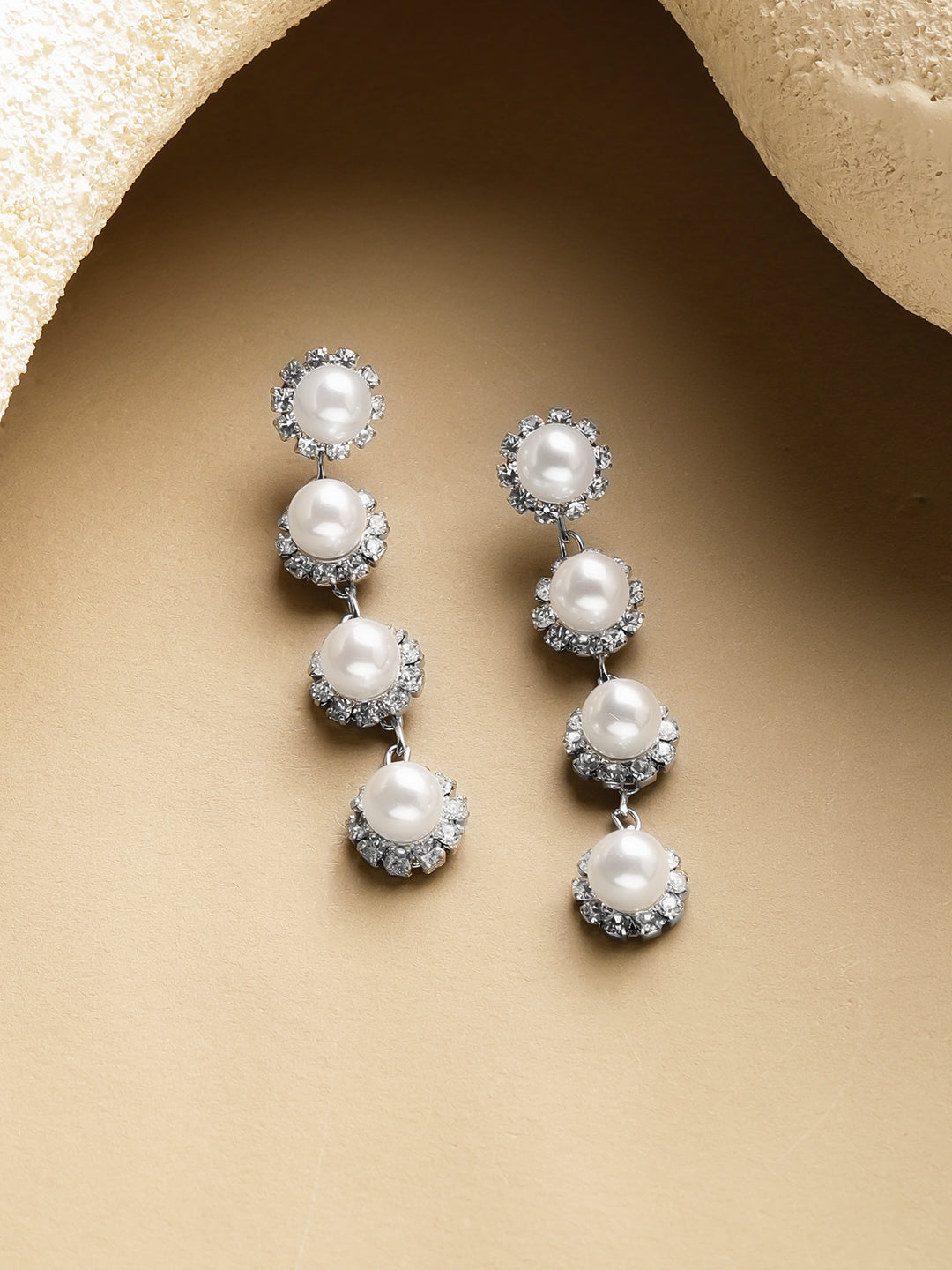 Pearl Dew Delicate Dangler Earrings フリーサイズ