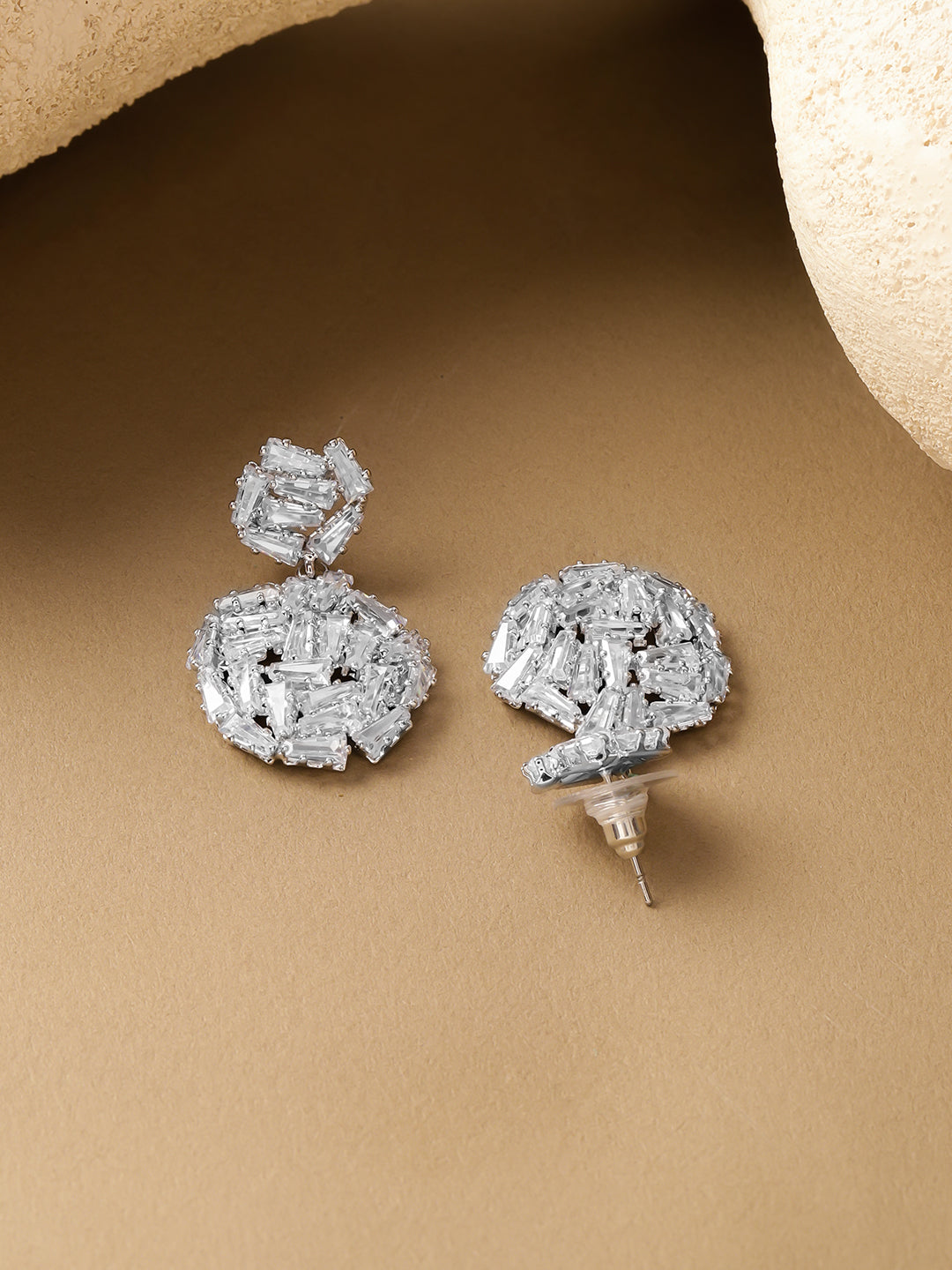 Drop Earrings With White Crystals フリーサイズ