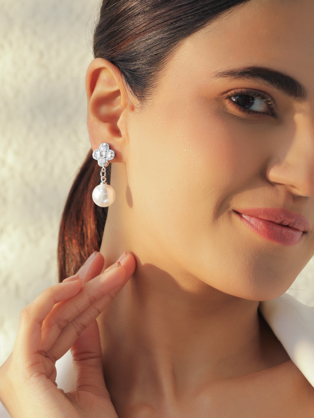 Crystal Pearl Drop Earrings フリーサイズ