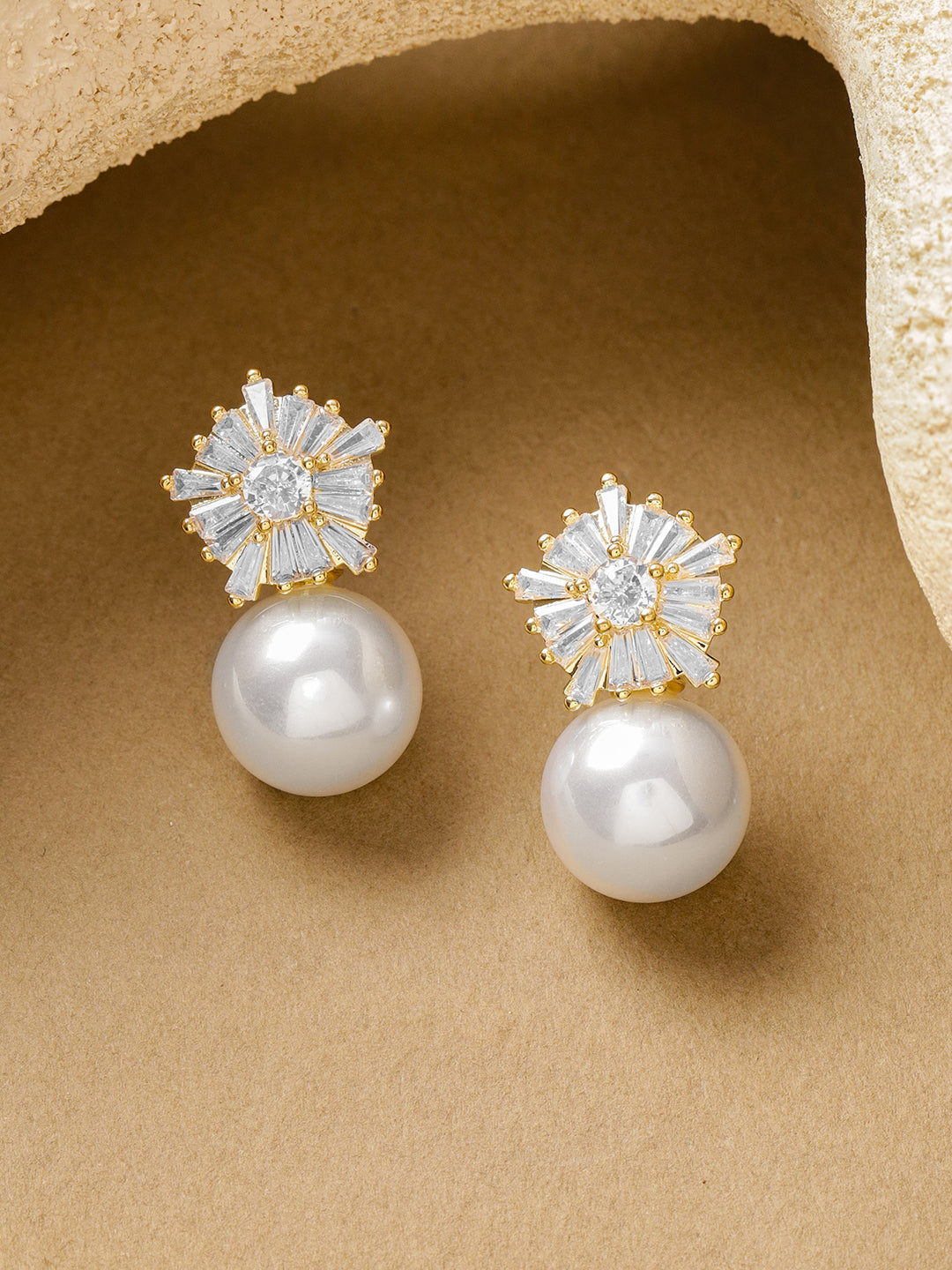 【Rubans】 Snowflake Crystal Pearl Drop Earrings｜スノーフレーク クリスタル パール ドロップイヤリング