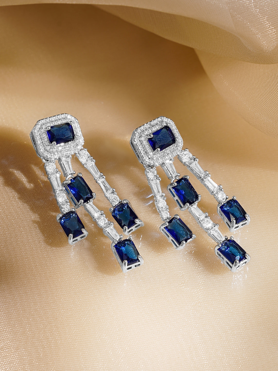 Rubans Rhodium Plated Blue & White Crystal AD Studded Statement Drop Earrings フリーサイズ