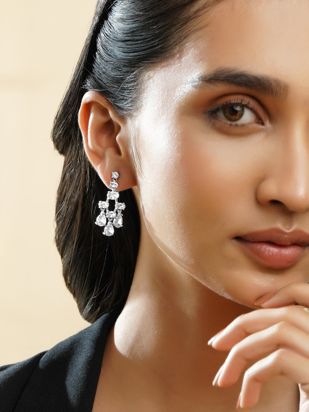 Rubans Rhodium-Plated White Crystal AD Studded Statement Dangler Earrings フリーサイズ