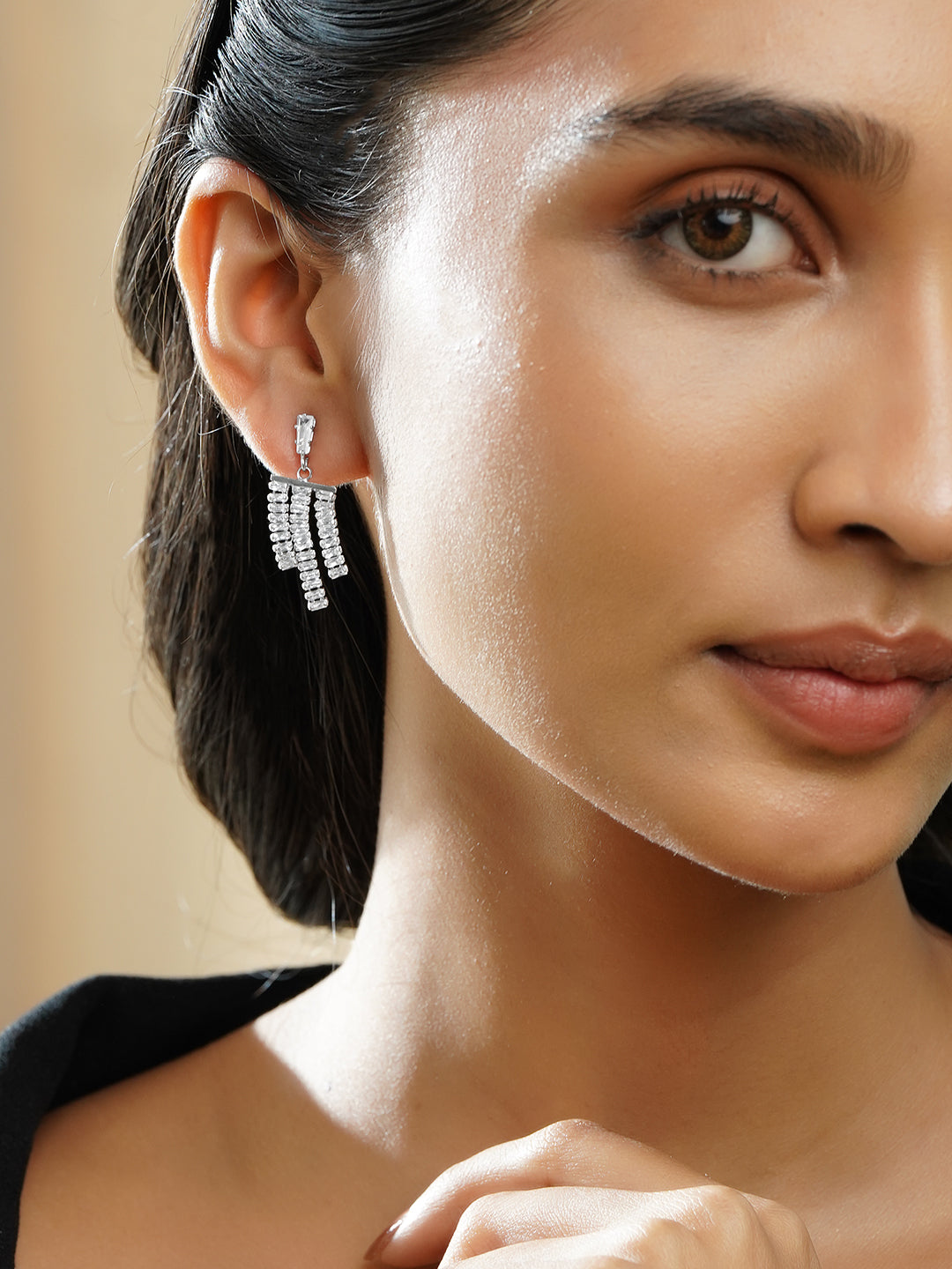 Rubans Rhodium-Plated Crystal Zirconia Embellished Multi-Tassel Statement Earrings フリーサイズ