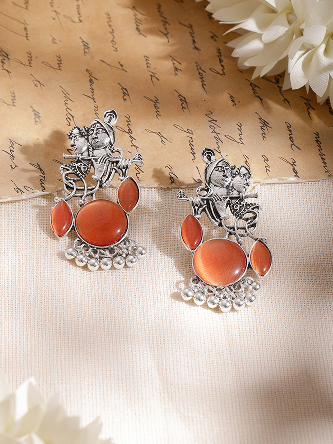 Divine Saffron Charm Oxidised Drop Earrings フリーサイズ