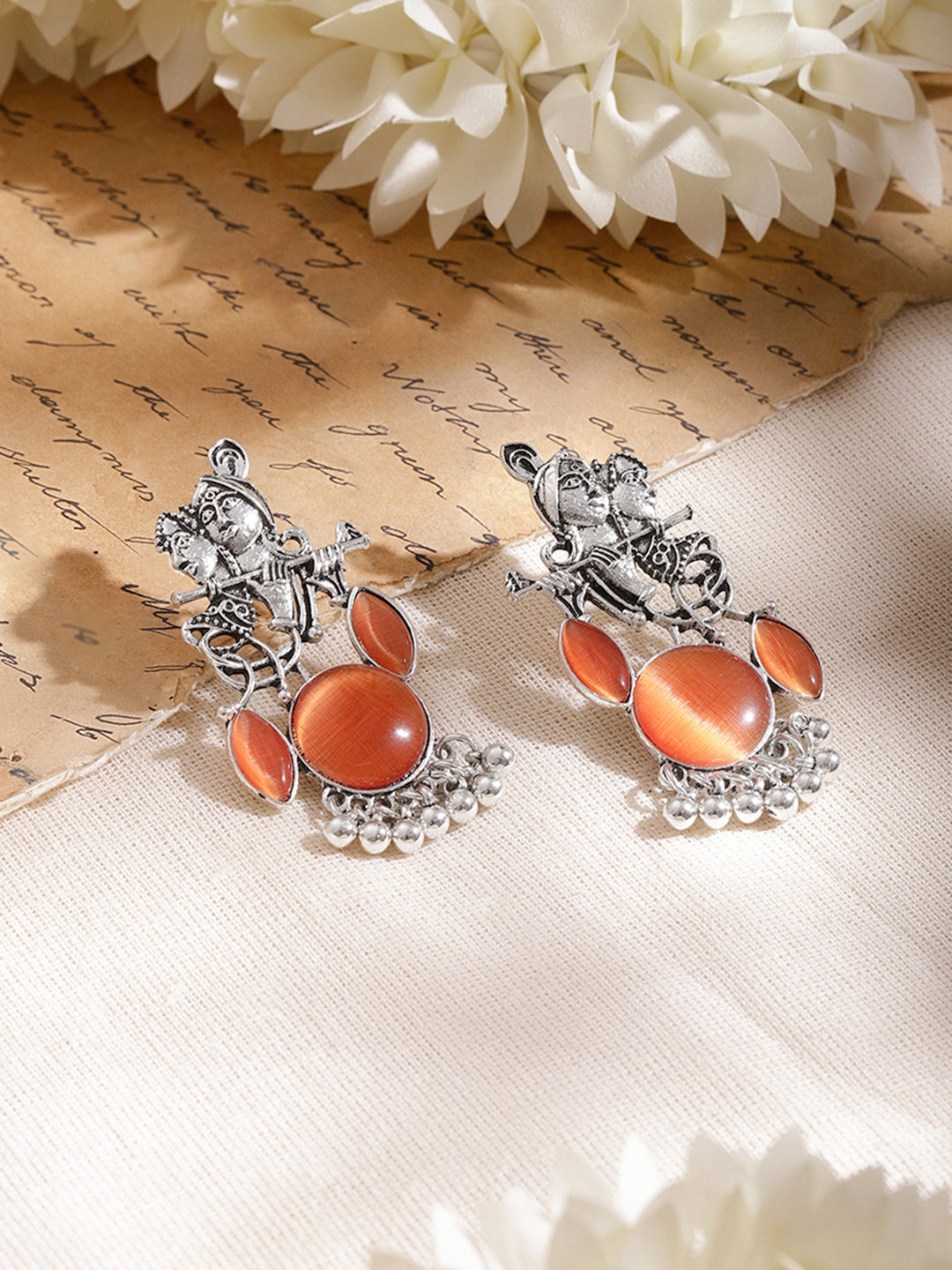 Divine Saffron Charm Oxidised Drop Earrings フリーサイズ