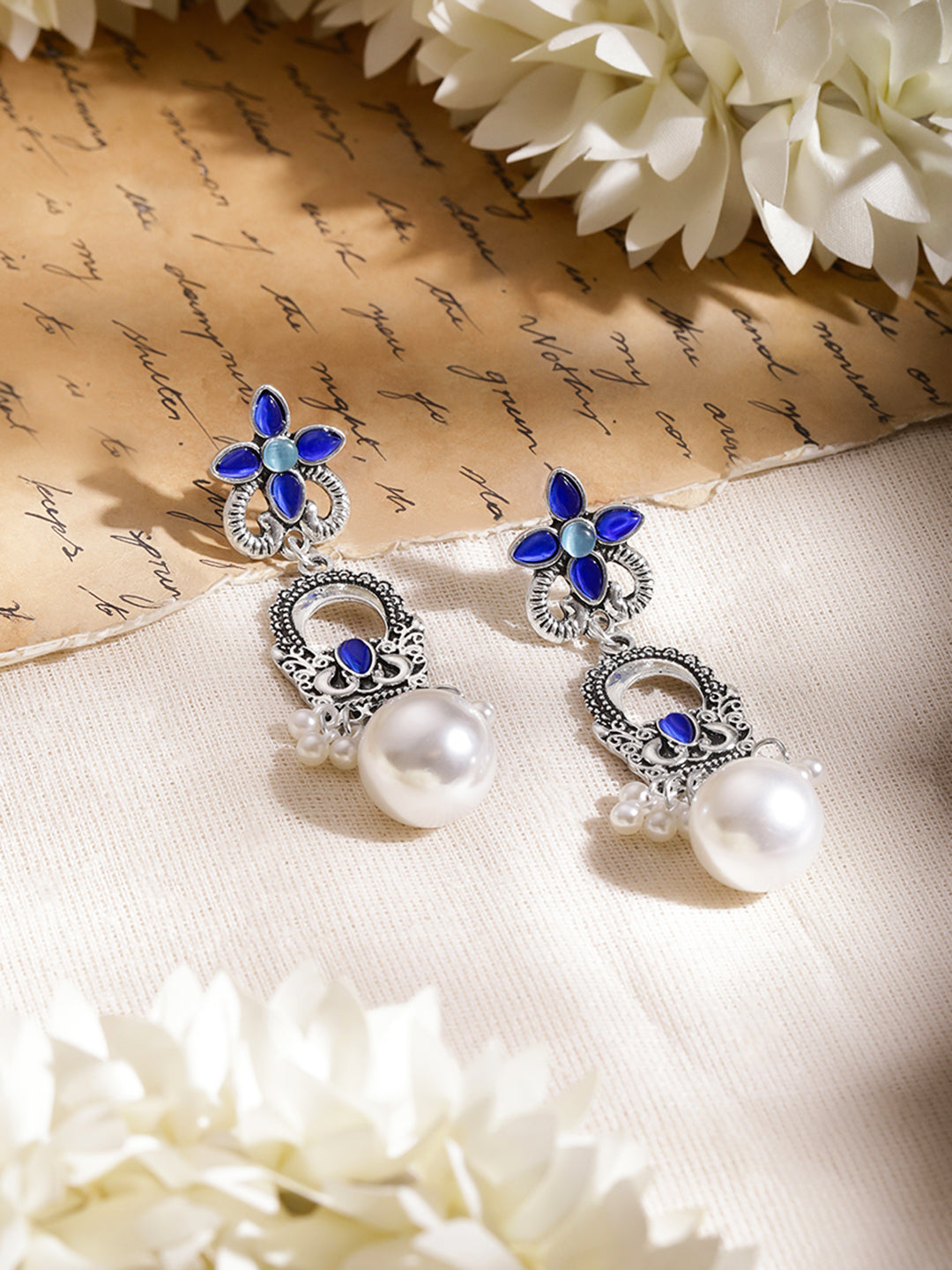 Moonlit Blue Petal Oxidised Pearl Earrings フリーサイズ
