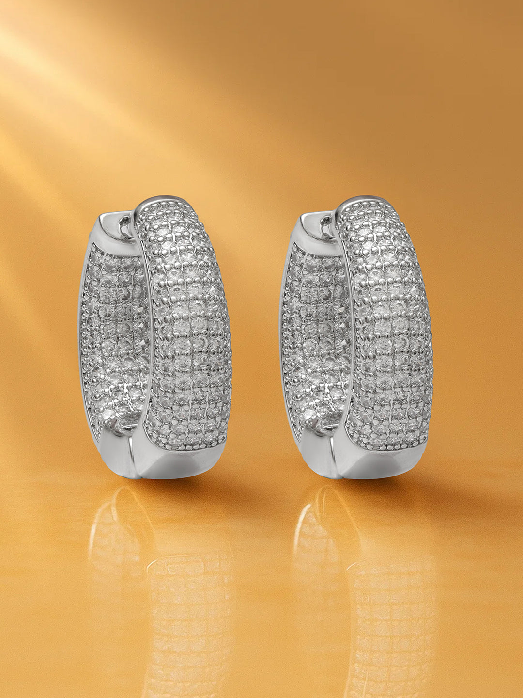 【Rubans】 Crystal Studded Hoop Earrings｜クリスタル キュービックジルコニア ブロード フープイヤリング