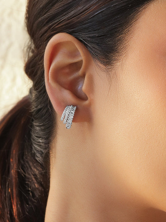 Studded triple layer half hoop earrings フリーサイズ