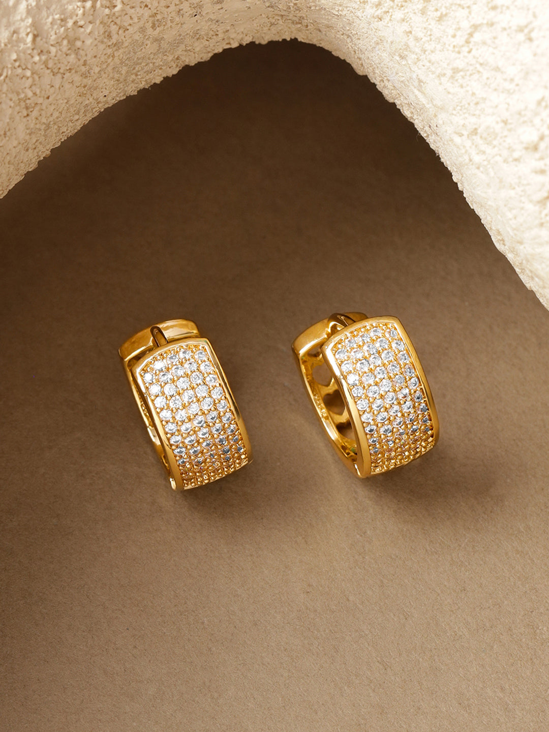 【Rubans】 American Diamond Zirconia Gold Hoop Earrings｜アメリカンダイヤモンド ジルコニア ゴールド ハギーフープ イヤリング