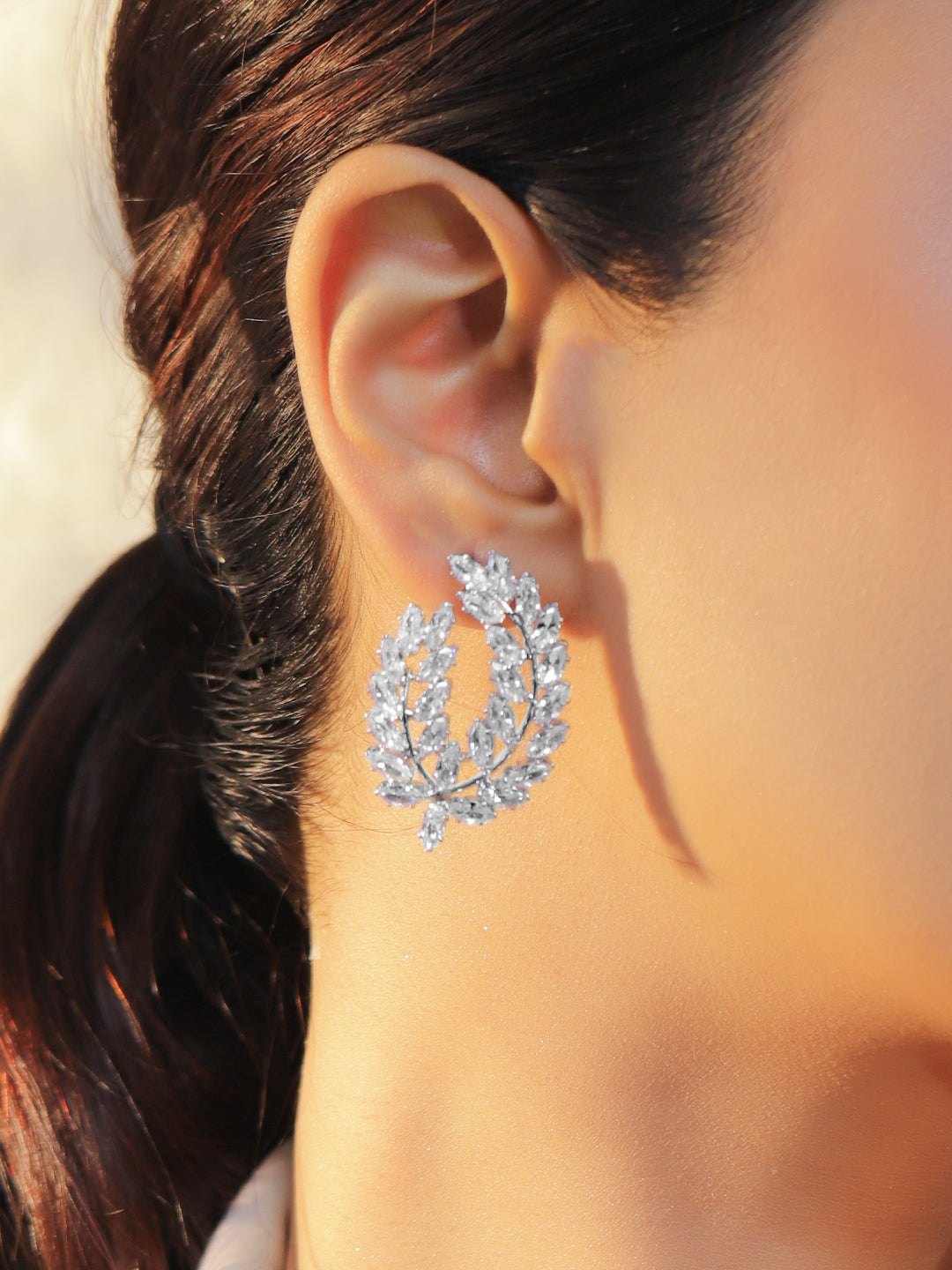 【Rubans】 Studded Leaf Earrings｜スタッズ リーフ イヤリング