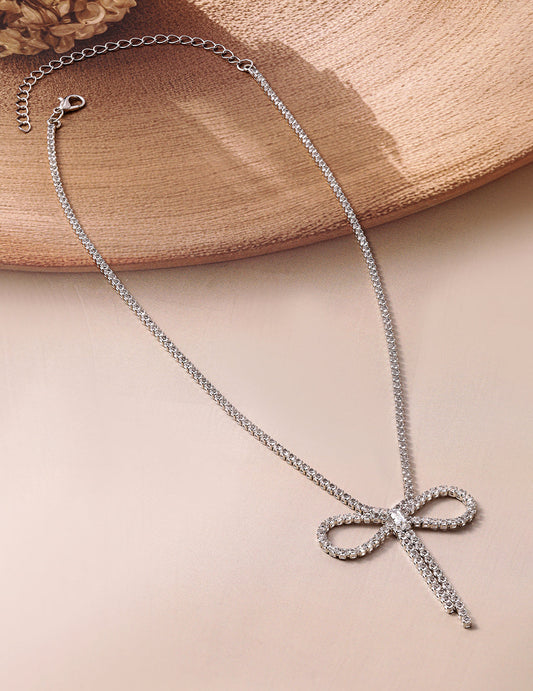 Ribbon Motif White Crystal Pendant Necklace フリーサイズ