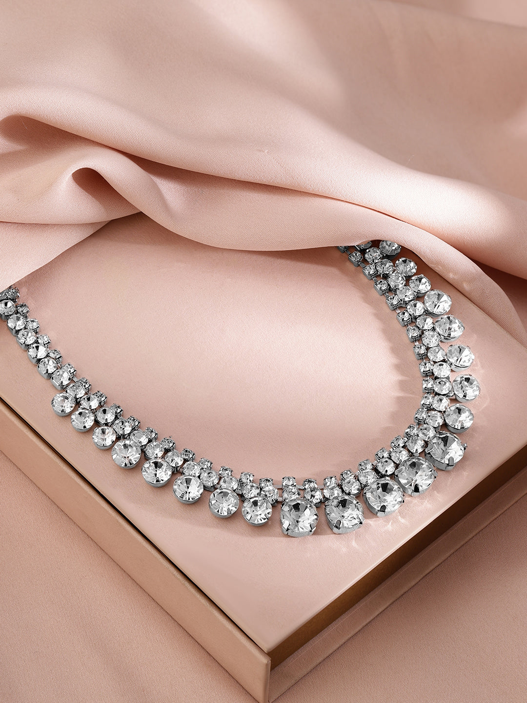 【Rubans】 Earthen Crystal Studded Necklace｜ロジウムメッキ ティアドロップ クリスタル ネックレス