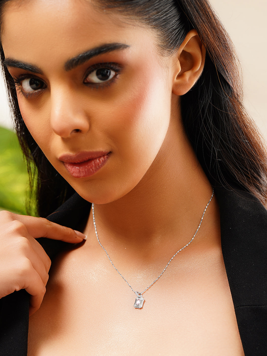 【Rubans】 Rhodium Plated Cubic Drop Necklace｜ロジウムメッキ キュービック ドロップネックレス