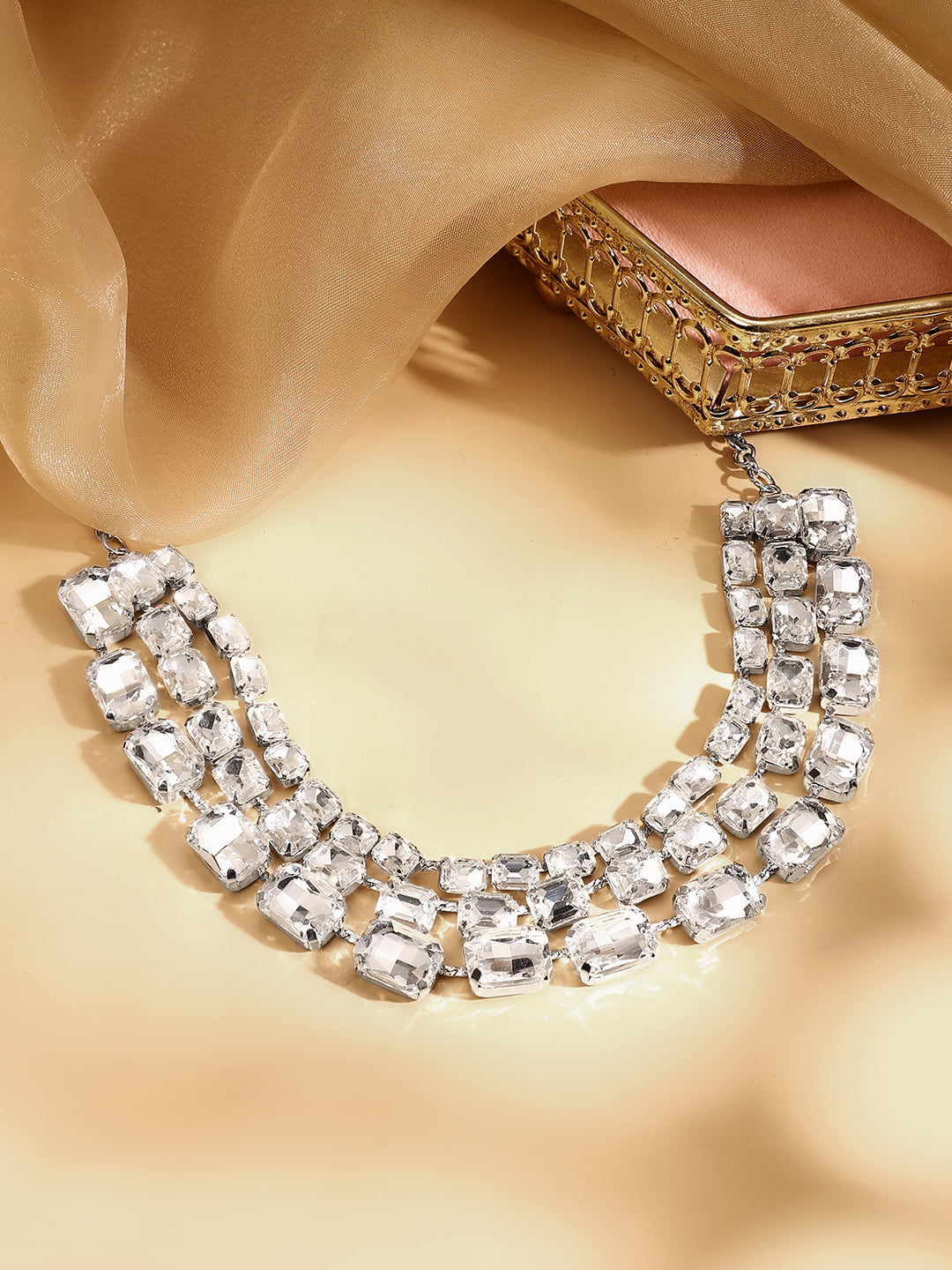 Three layer white studded choker フリーサイズ