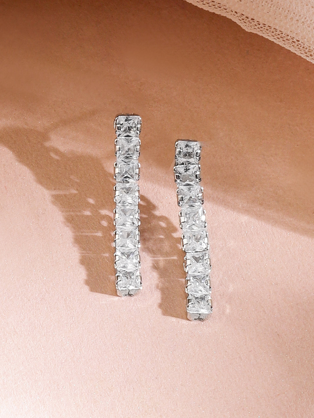 Studded American Diamond Zirconia White Necklace Set フリーサイズ