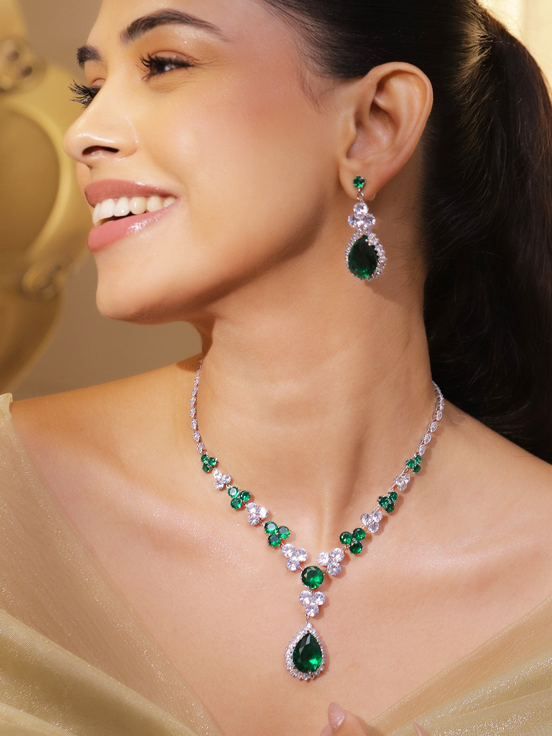 Cocktail Glam Emerald Green White Crystal Necklace Set フリーサイズ