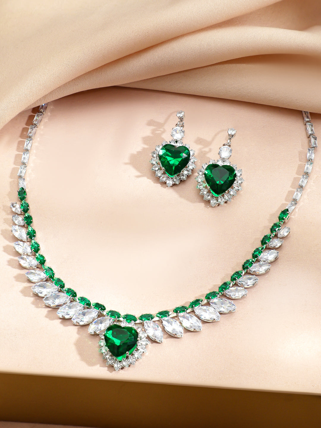Wings of Freedom Crystal Necklace Set - Green フリーサイズ
