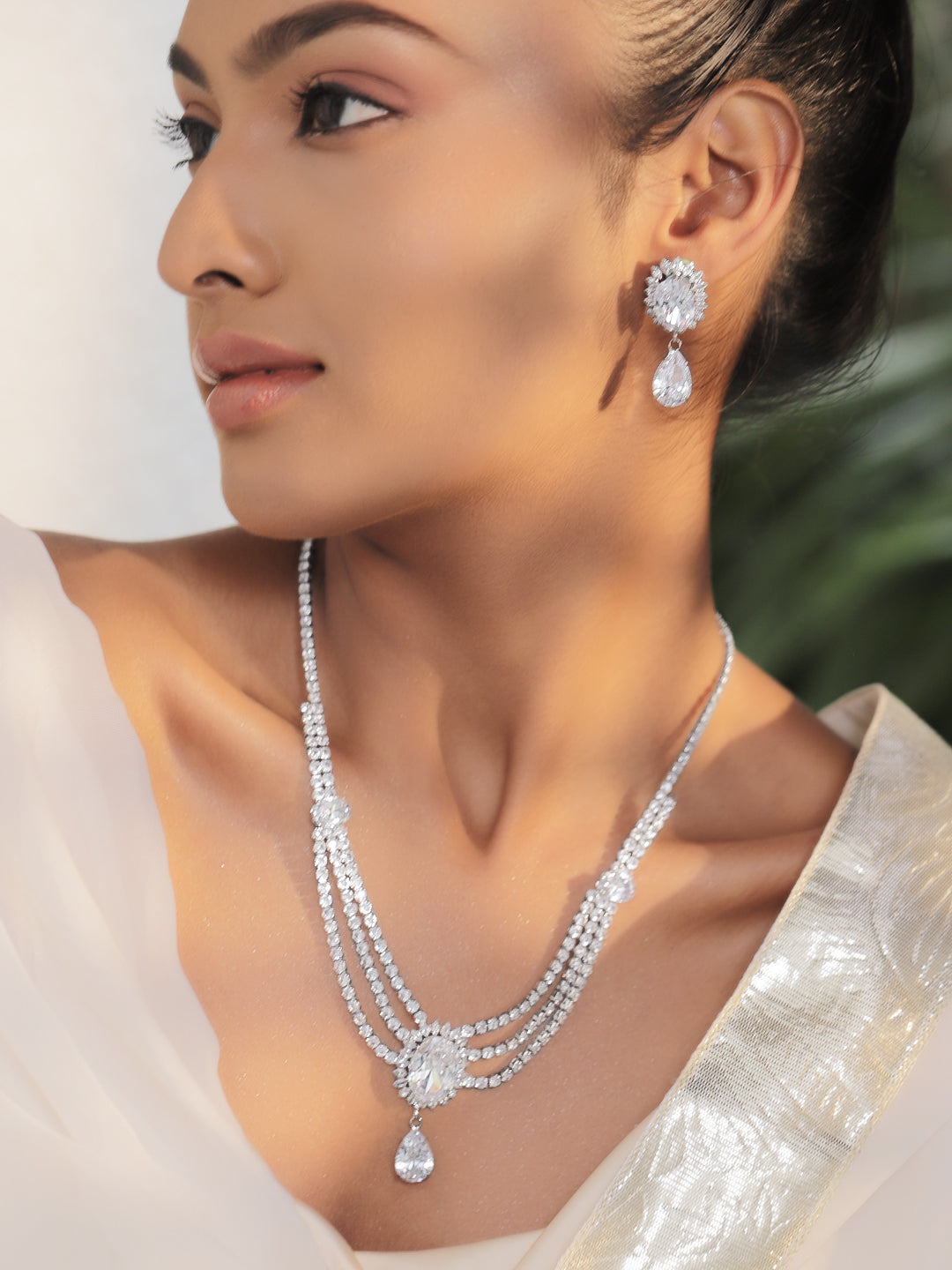 Multi Layer Crystal Studded Necklace Set フリーサイズ