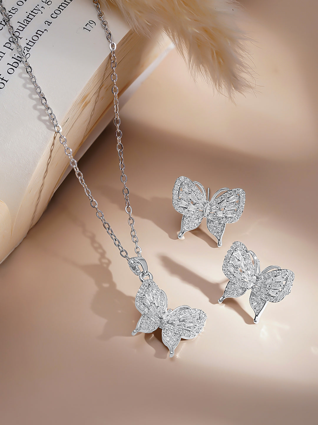 Silver American Diamond Zirconia Butterfly Pendant Necklace Set フリーサイズ