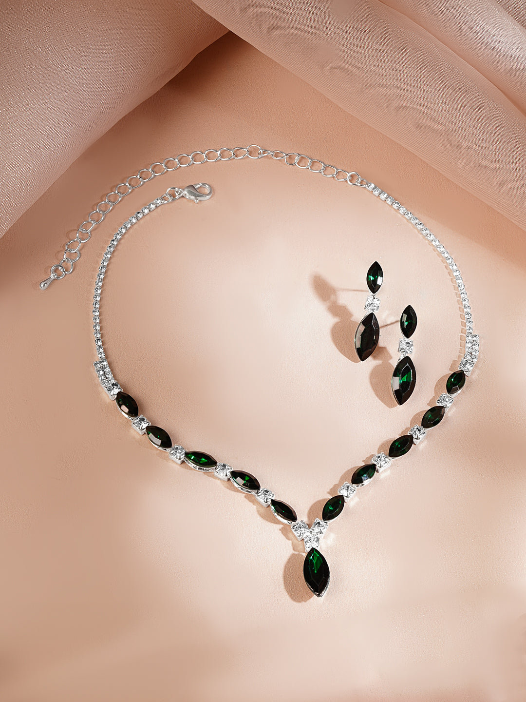 【Rubans】 Rhodium Plated Emerald Green Crystal Jewellery Set｜ロジウムメッキ エメラルドグリーン クリスタル ジュエリーセット