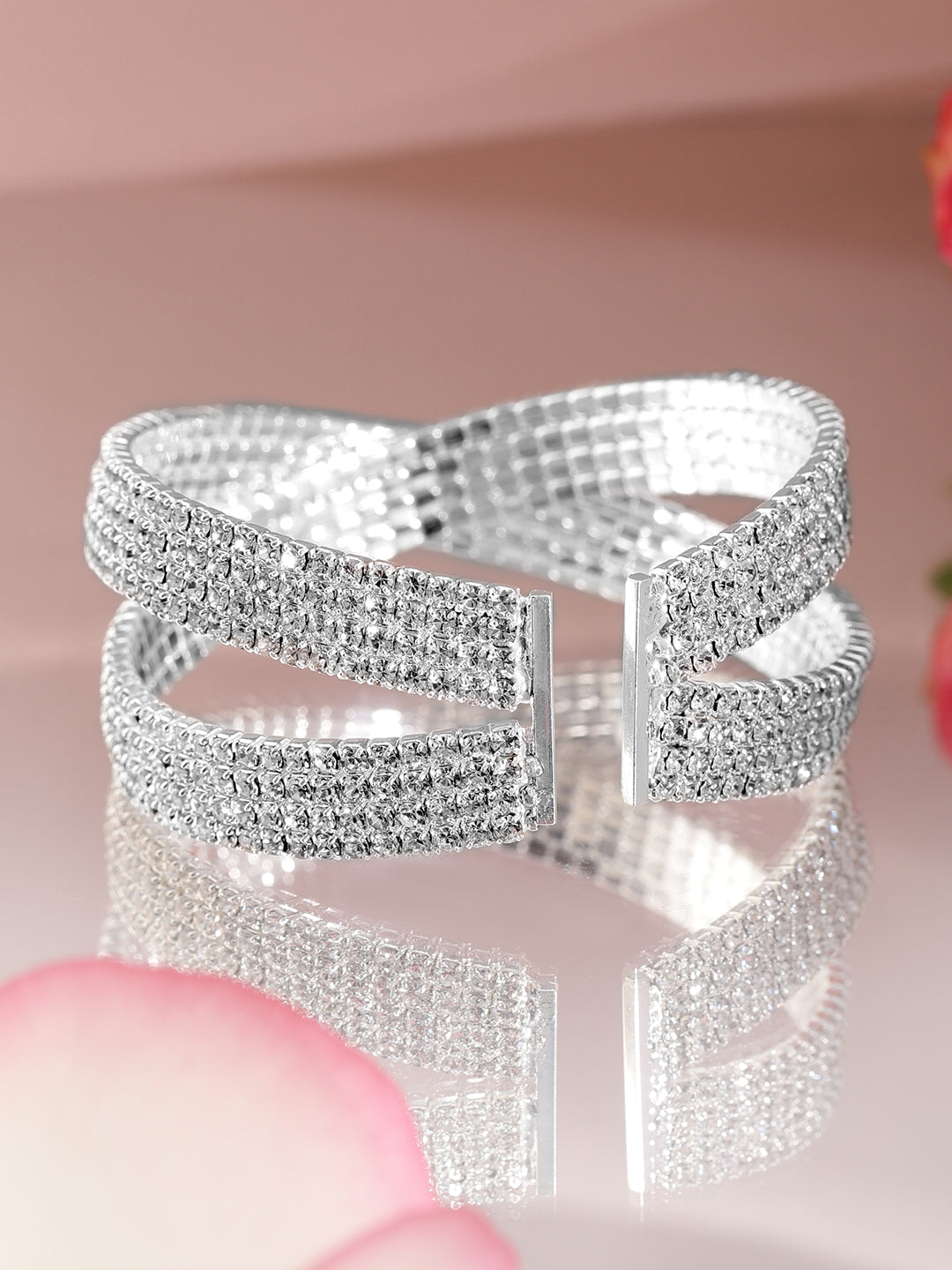 【Rubans】 Rhodium-Plated Crystals Stone Studded Cuff Bracelet｜ロジウムメッキ クリスタルストーン カフブレスレット｜シルバー