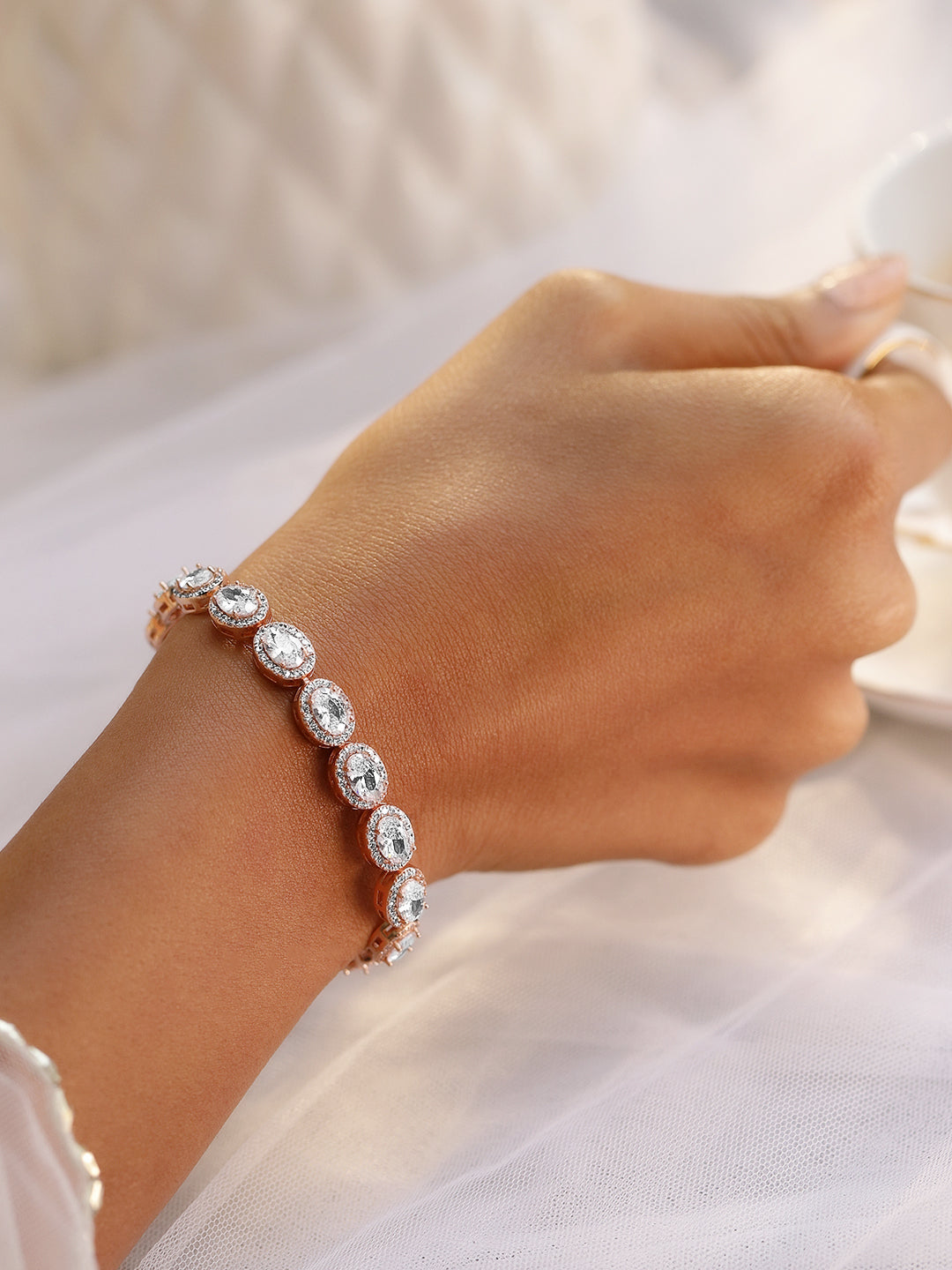 【Rubans】 18K Rose Gold-Plated Oval-Cut AAA Cubic Zirconia Studded Premium Tennis Bracelet｜18Kローズゴールドメッキ オーバルカット AAA キュービックジルコニア プレミアム テニスブレスレット