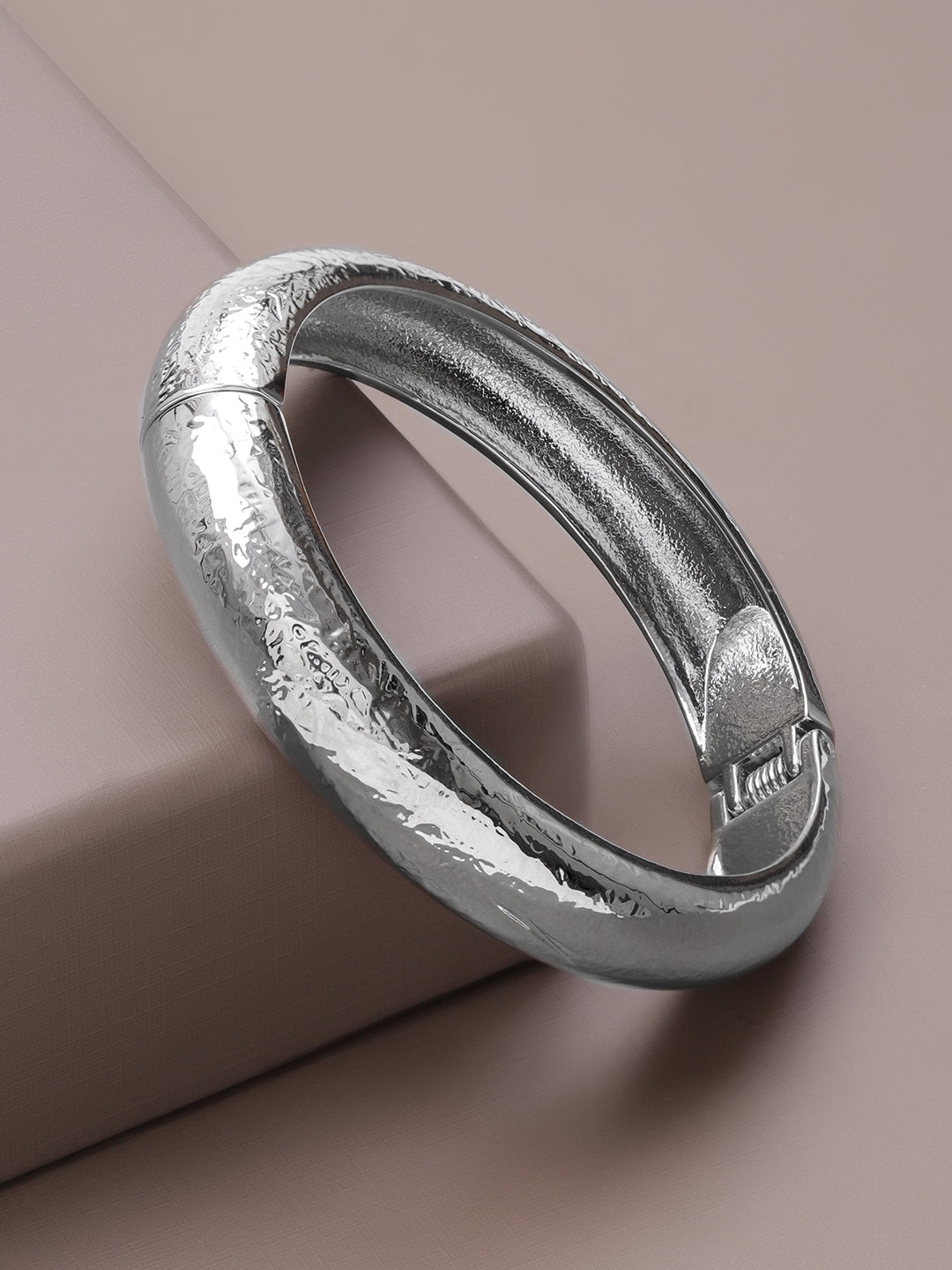 Silver Toned Solid Bracelet フリーサイズ