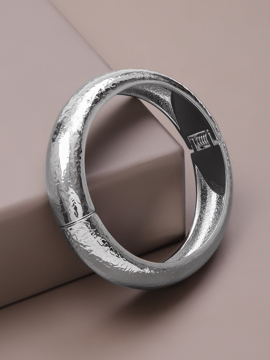 Silver Toned Solid Bracelet フリーサイズ