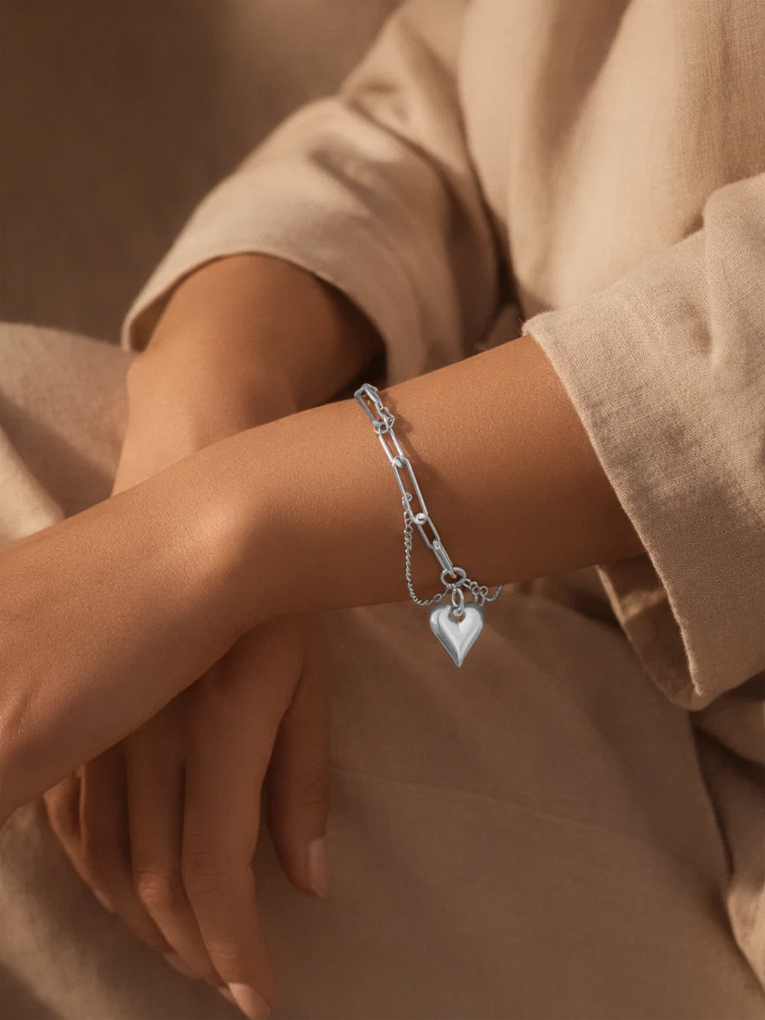 Demi Fine Rhodium Plated Stainless steel Heart Charm Link Chain Bracelet Length - 16.5 cm