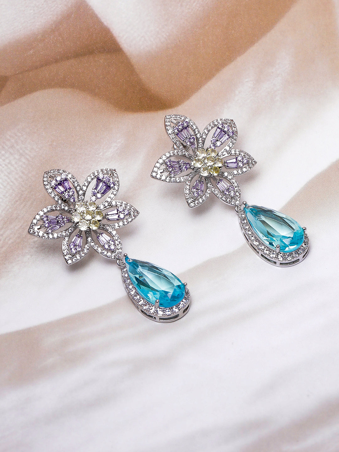 Luxe Prism Bloom Multicolour Drops Silver