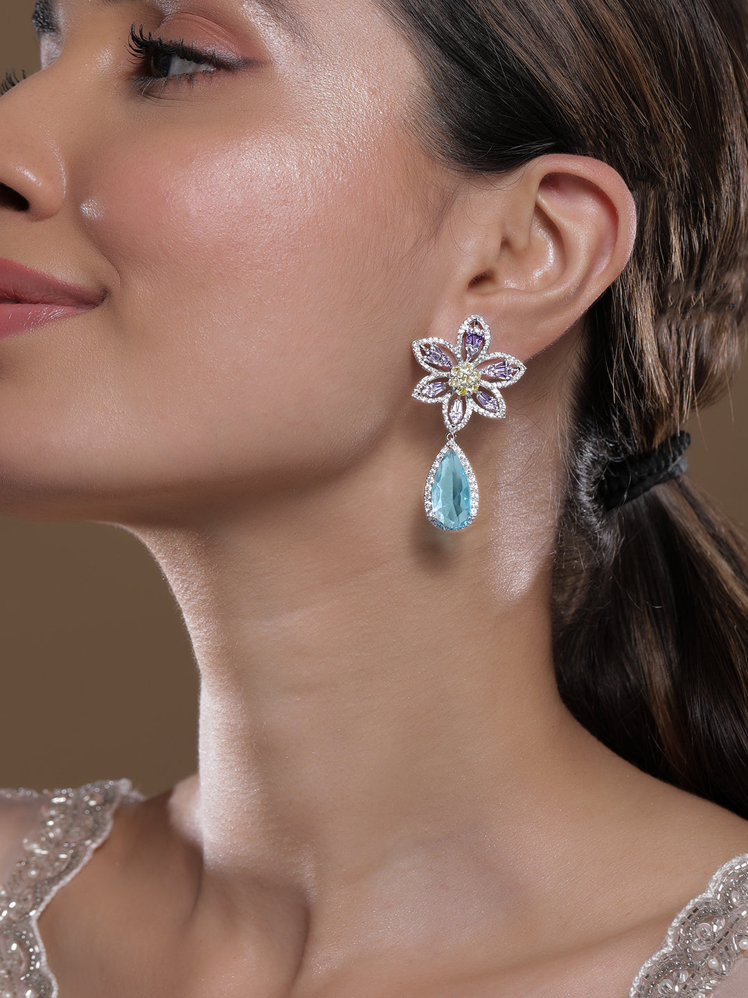 Luxe Prism Bloom Multicolour Drops Silver