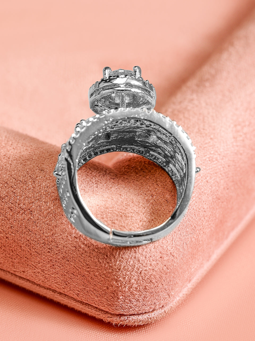 American Diamond Zirconia Studded Ring フリーサイズ