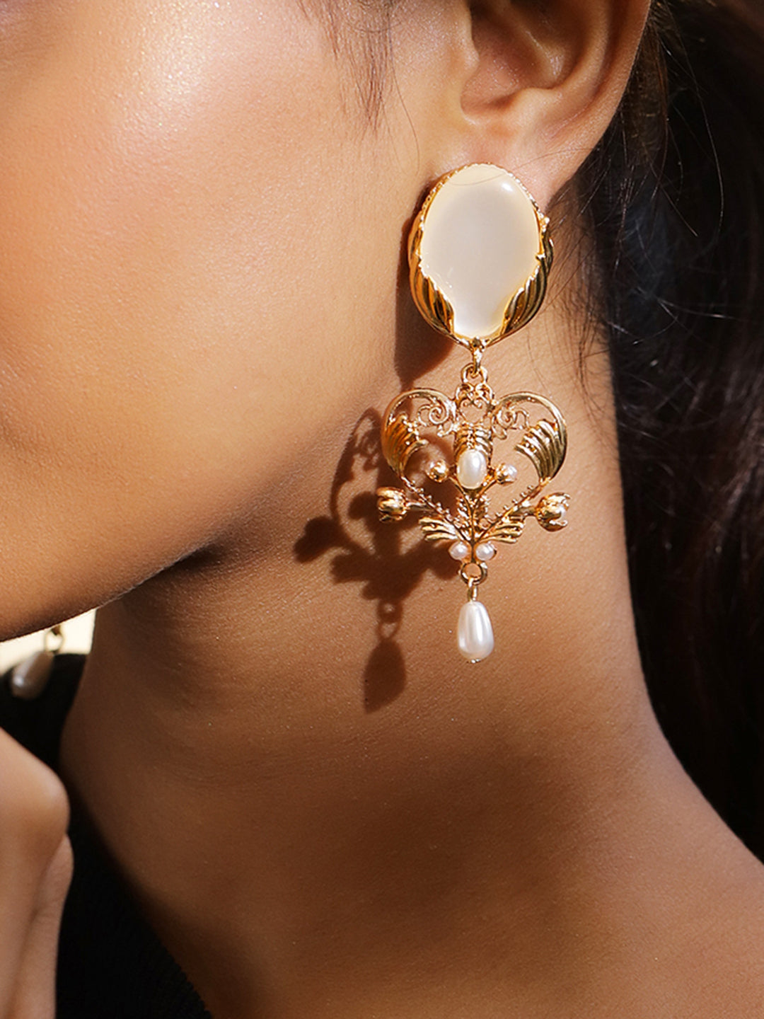 Elegant Pearl & Stone Vintage Filigree Danglers Gold