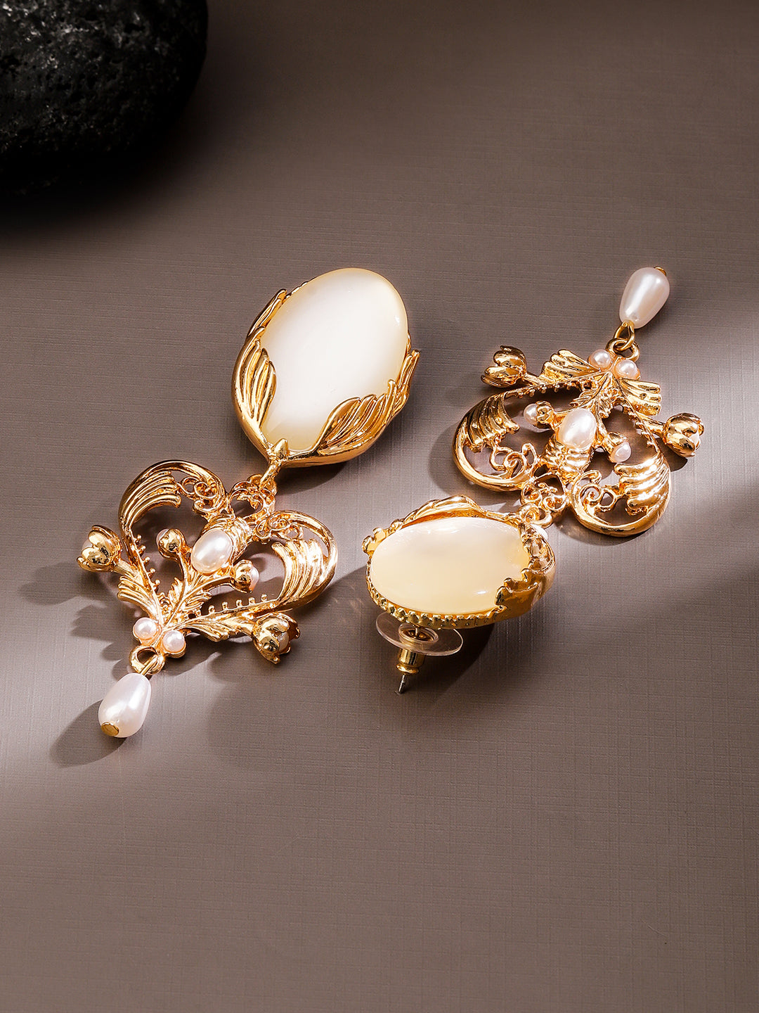 Elegant Pearl & Stone Vintage Filigree Danglers Gold