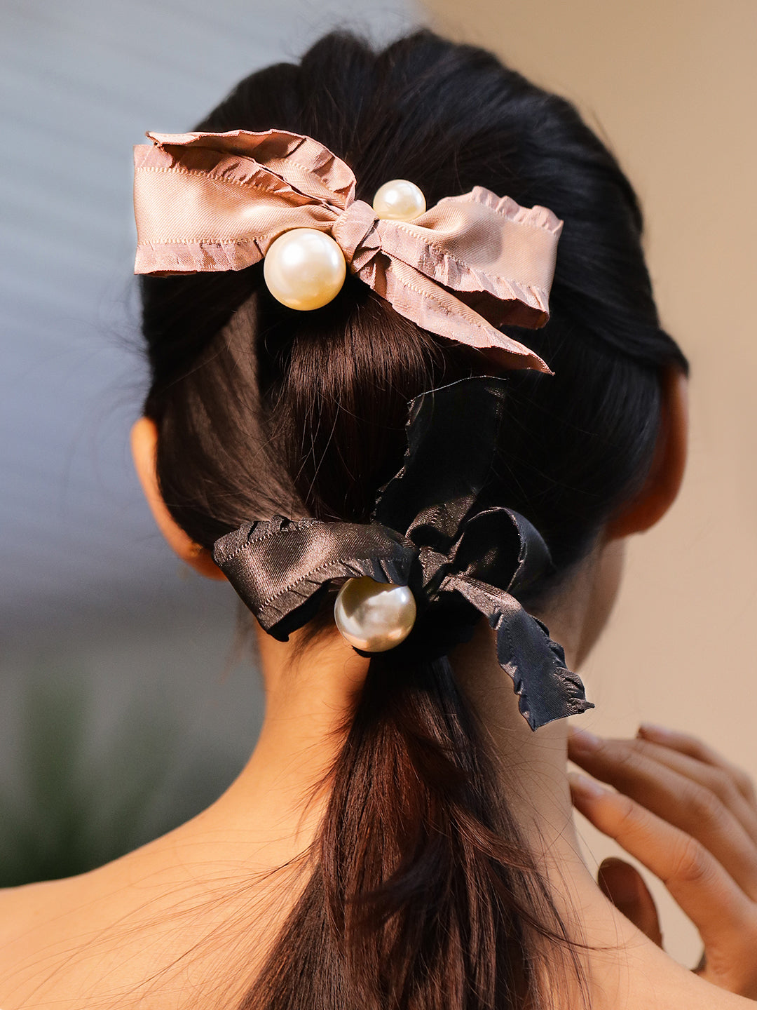 Statement Pearl Bow Hair Accessories フリーサイズ