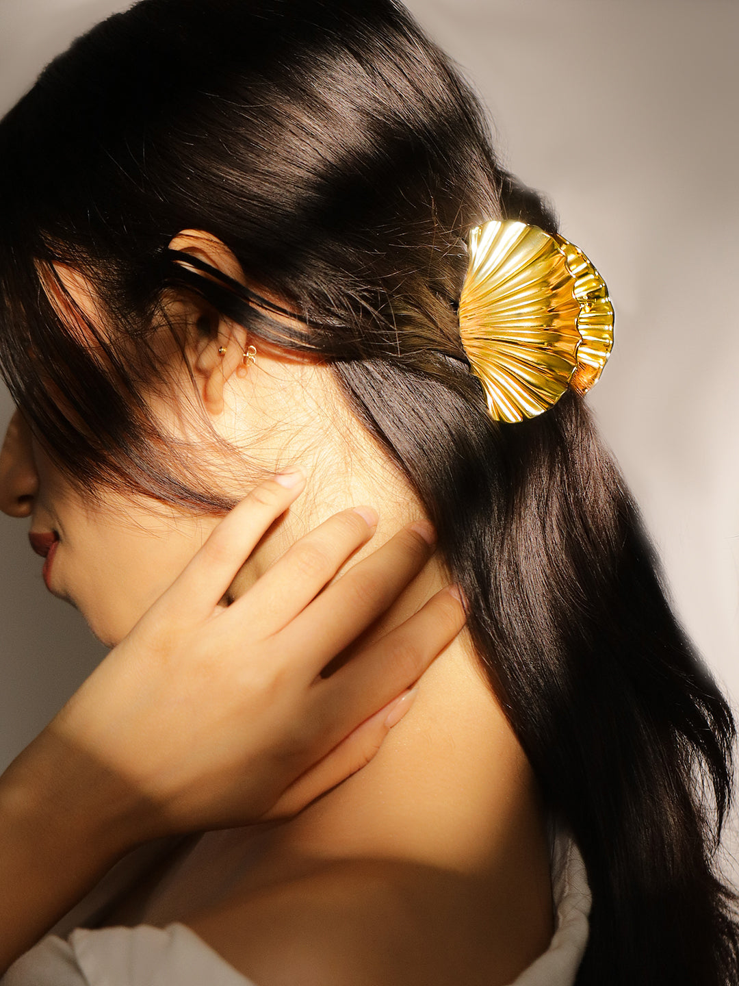【Rubans】 Shell Motif Gold Hair Claw Clip｜シェルモチーフ ゴールド ヘアクロークリップ