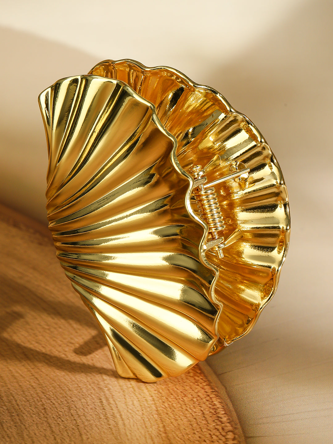 【Rubans】 Shell Motif Gold Hair Claw Clip｜シェルモチーフ ゴールド ヘアクロークリップ
