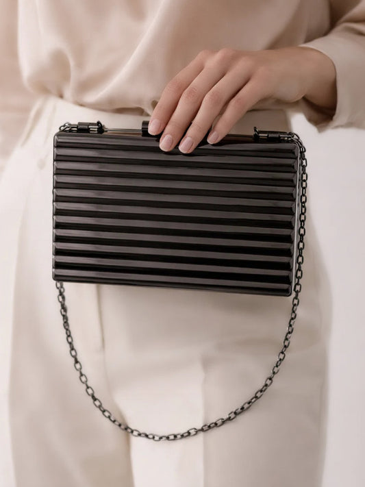Midnight Gloss Ribbed Statement Clutch Bag フリーサイズ