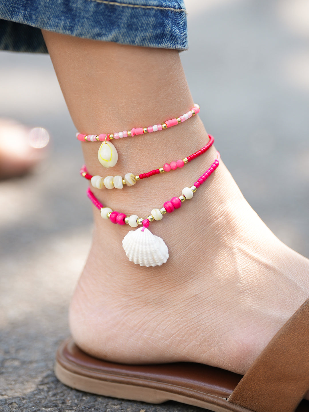 Rubans Set of 3 Adjustable Anklets with Shell Charms & Beads in Light & Dark Pink Tones フリーサイズ