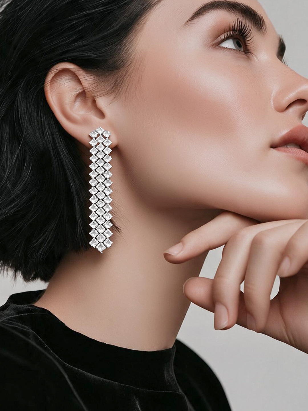 【Rubans】 Rhodium Plated Crystal Radiant Bar Drop Earrings｜ロジウムメッキ クリスタル ラディアントバー ドロップイヤリング