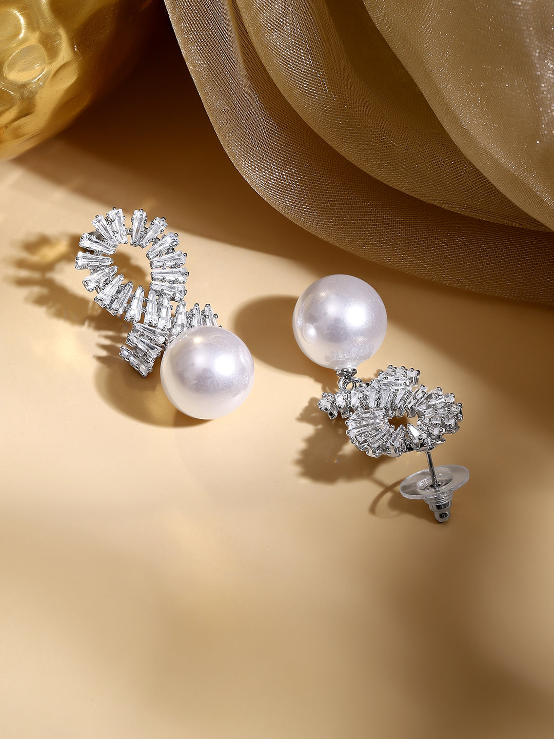 【Rubans】 Rhodium Plated Crystal Spiral Pearl Drop Earrings｜ロジウムメッキ クリスタル スパイラル パール ドロップイヤリング