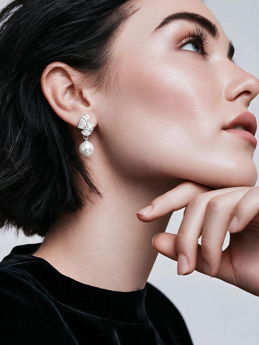 【Rubans】 Rhodium Plated Crystal Bow Knot Pearl Drop Earrings｜ロジウムメッキ クリスタル リボンノット パール ドロップイヤリング