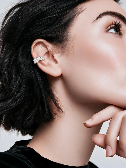 【Rubans】 Rhodium Plated Crystal Baguette Statement Cuff Earrings｜ロジウムメッキ クリスタル バゲット ステートメント カフイヤリング