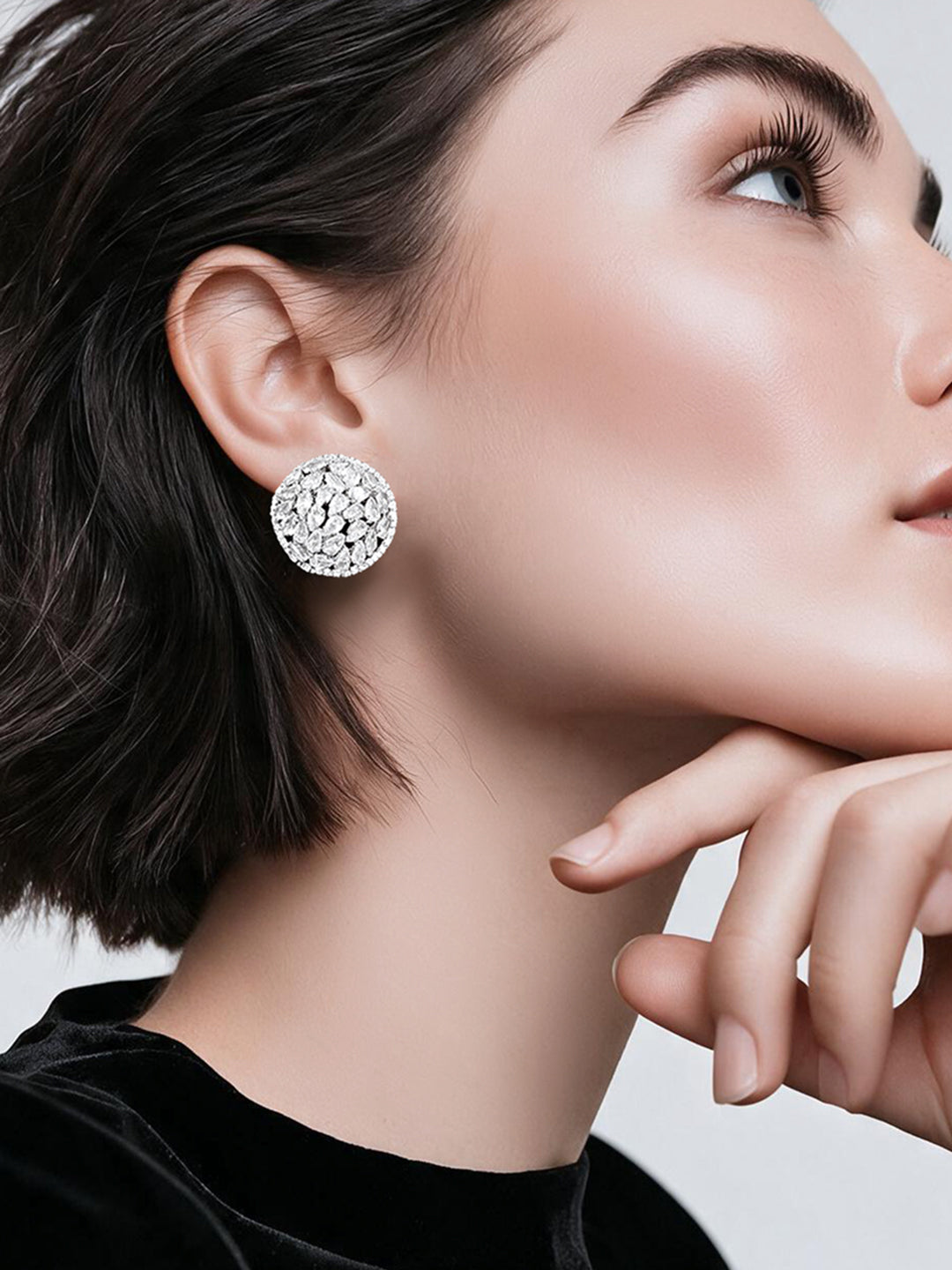 【Rubans】 Rhodium Plated Crystal Dome Cluster Stud Earrings｜ロジウムメッキ クリスタル ドームクラスター スタッドイヤリング