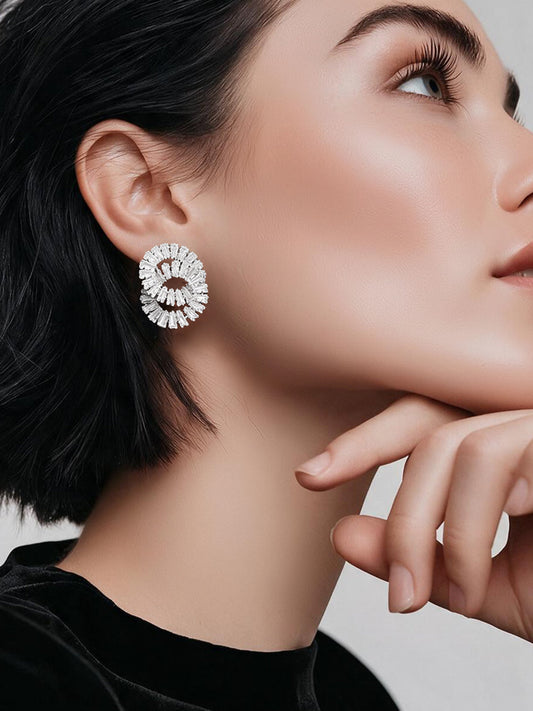 【Rubans】 Rhodium Plated Crystal Swirl Stud Earrings｜ロジウムメッキ クリスタル スワール スタッドイヤリング
